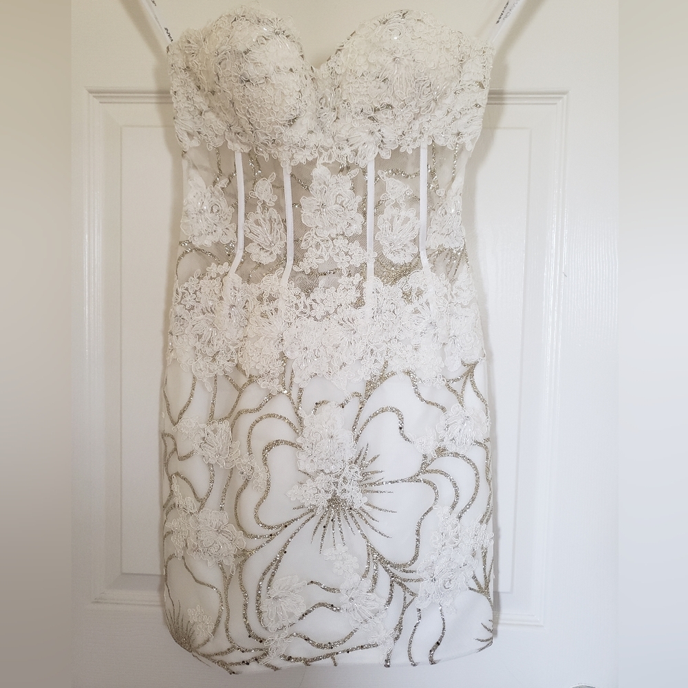 Jovani Formal mini dress. Size 0. White.